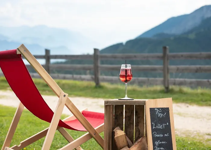 Buchackeralm -1,5h Panoramic Walk 住宿加早餐酒店 Angerberg (Tyrol)